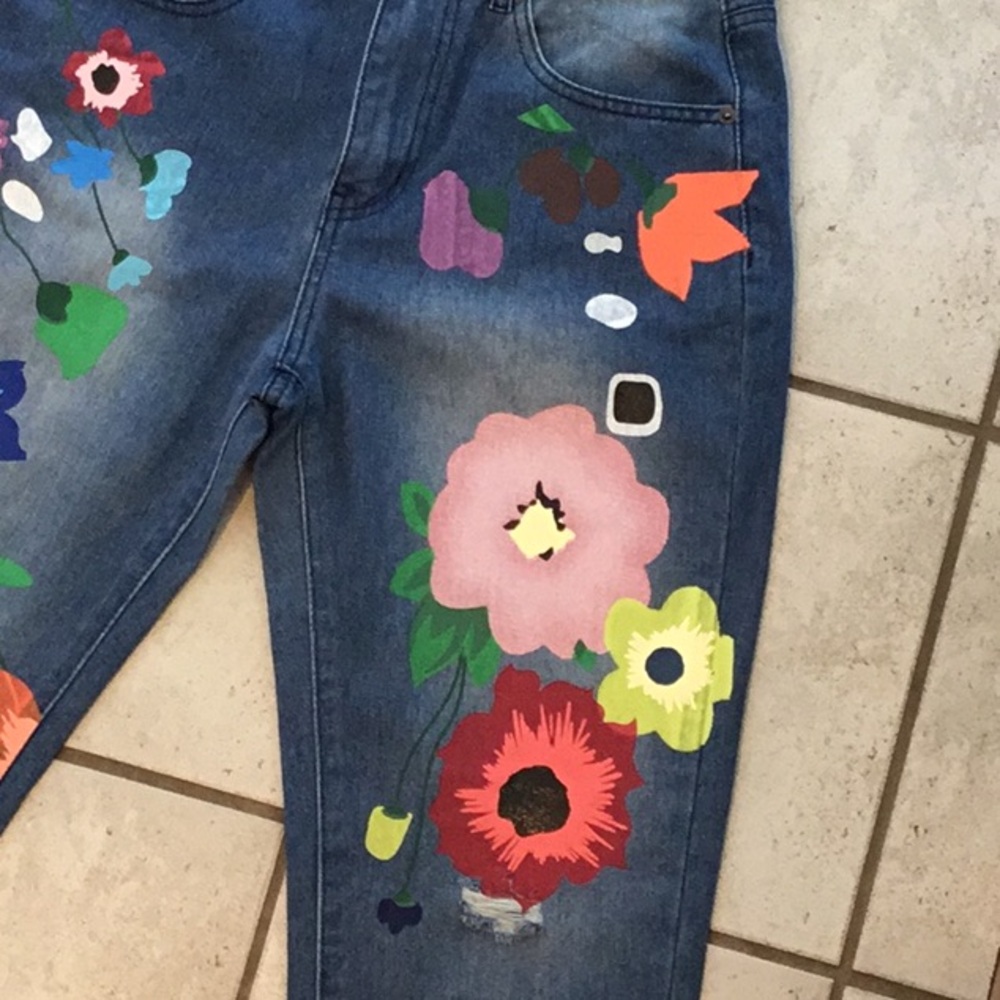 Blue Floral Painted Women’s Jeans - Picture 8 of 8